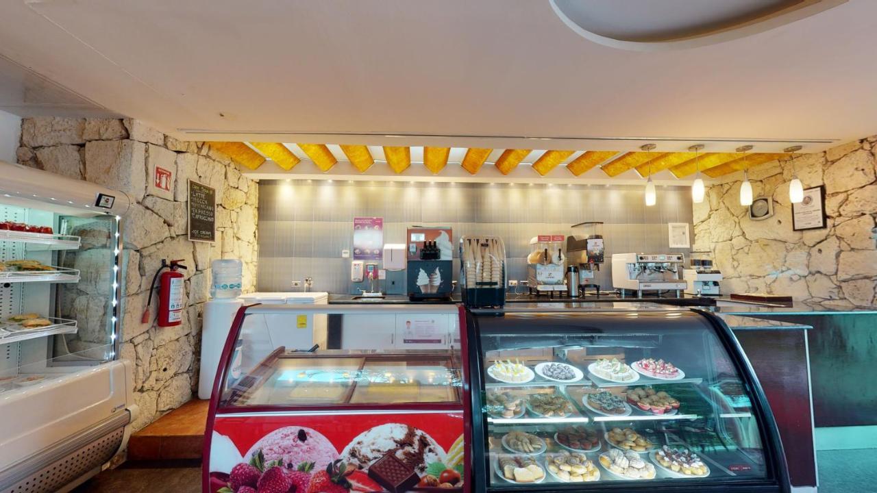 Hotel Grand Park Royal Cozumel Zewnętrze zdjęcie Gelateria in India